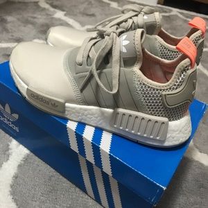 SOLD❌Adidas NMD Women’s Sz 6 Clear Brown/Sun Glow
